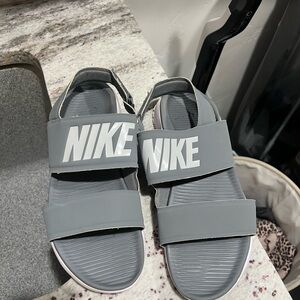 SOLD! Nike womens Tanjun slides
